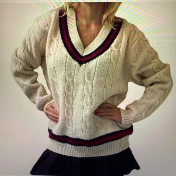 Brandy Melville Nikki VNeck Tennis Sweater Cableknit Wool Blend Oversized - Picture 1 of 11